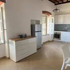 https://casa-porto-57036.it-tuscanyhotel.com